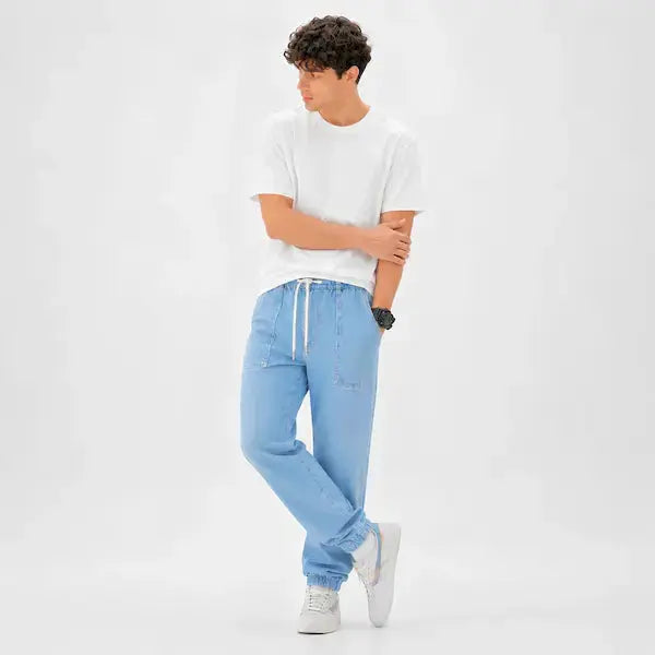 Classic blue jeans men with drawstring waist and relaxed fit