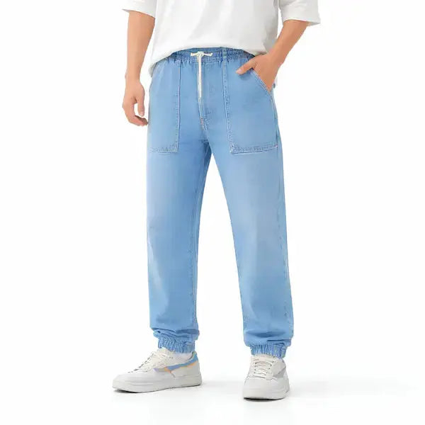 Men's relaxed fit denim jeans with side pocket detailing