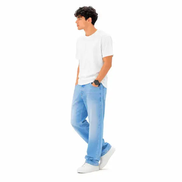 Light wash blue jeans men Pakistan – soft broken-in denim
