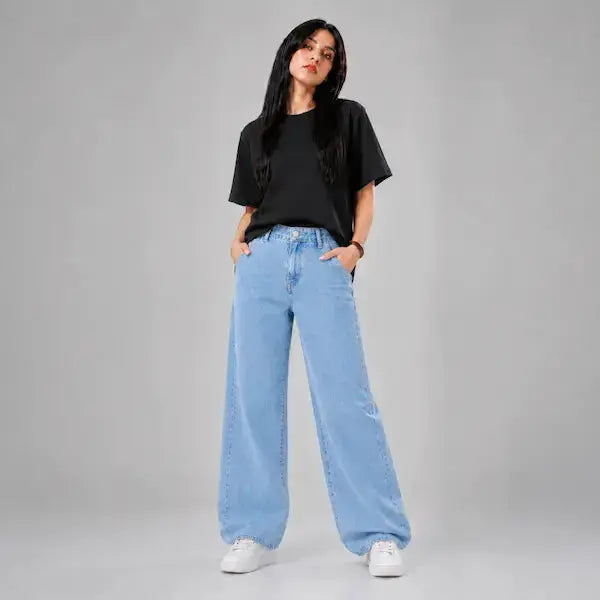 Women's baggy denim jeans in relaxed wide leg fit – KHAAZI